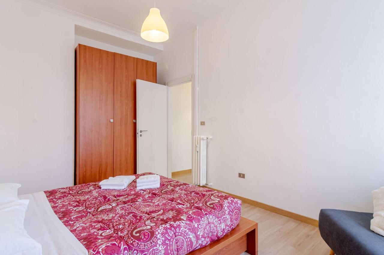 Cenisia District : Bright Sunflower Mini Flat Turin Exterior photo